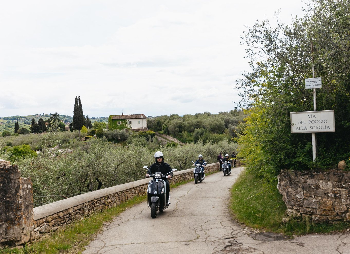 Fra Firenze: Vespa-tur i det toscanske landskab med smagninger