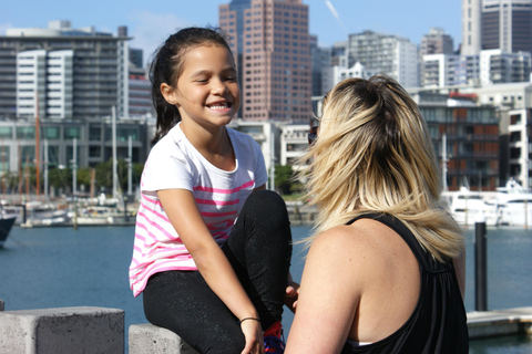 Auckland Family Tales: Stroll Through The City Of Sails Spanish guided tour