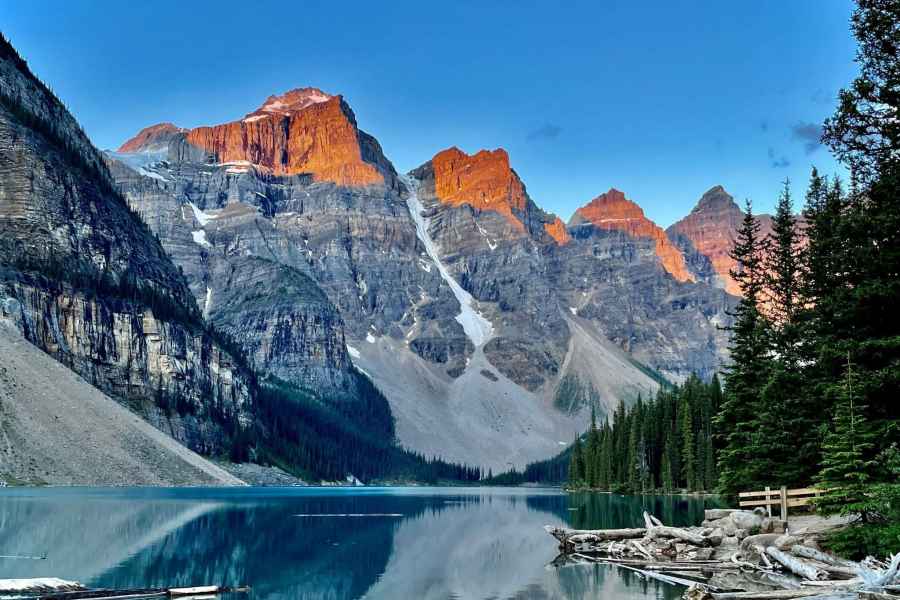 Lake Louise travel - Lonely Planet