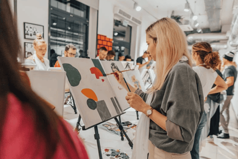 在格但斯克欣赏现场音乐会，绘画和品酒！格但斯克绘画和葡萄酒体验（含现场音乐会）！