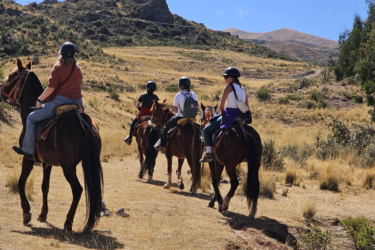 Sacred Valley: 3 hours Horse Riding Tour at Huaypo Lagoon