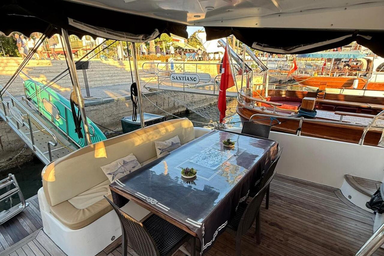 Side: Luxury Private Yacht Trip with Hotel Transfer 4 Hours Luxury Private Yacht Trip with Hotel Transfer