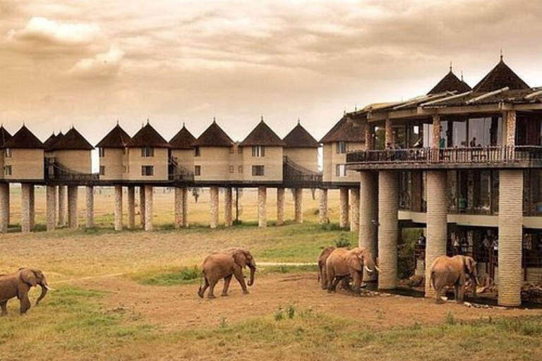 Mombasa: 4-Day Tsavo East, West, & Taita Hills Safari