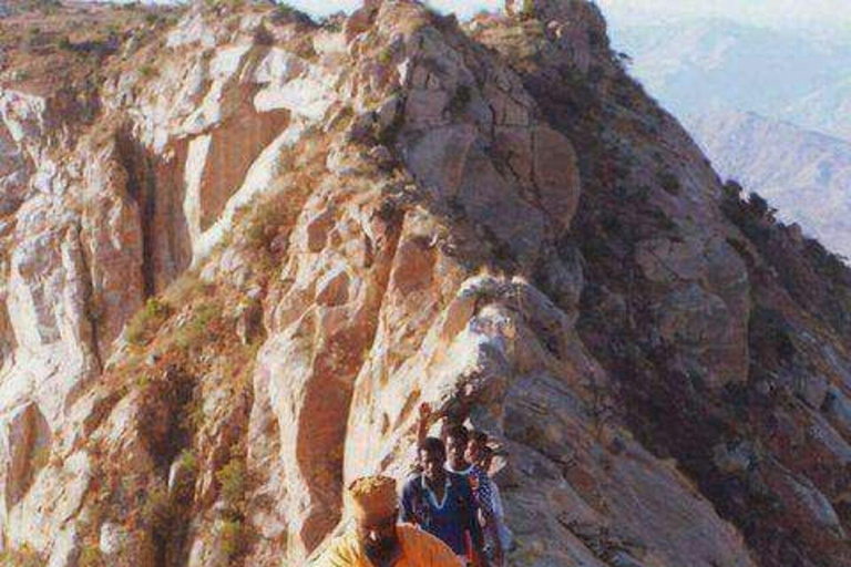 Tigray: Sky Church Climb & Fresh Fruit Picnic Day Trip