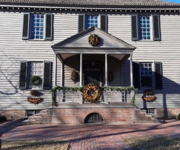 Christmastide in Virginia Past and Present