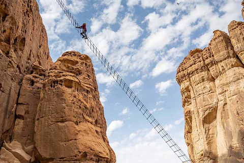 Salire sulla nuova scala AlUla verso il cielo