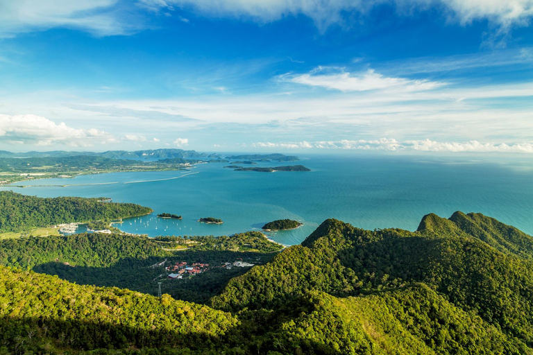 Traslado de lujo al aeropuerto de Langkawi: Asequible y cómodoTraslado al aeropuerto Desde: Langkawi Aeropuerto A Langkawi Ciudad