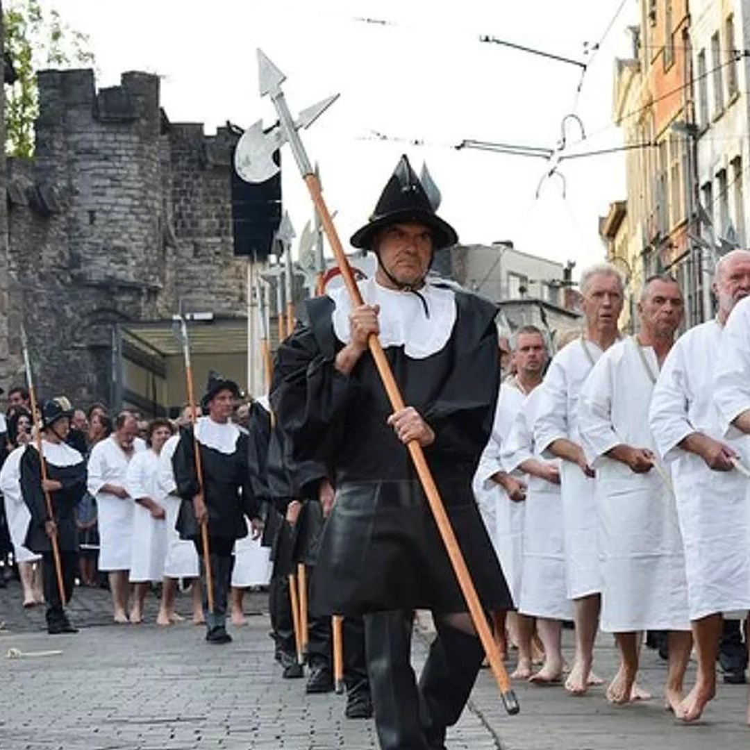 Colagem de mídia