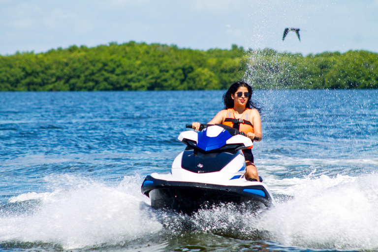 Cancun: Jet Ski Adventure at Nichupté Lagoon 60-Minute Jet Ski Adventure (Single Rider)