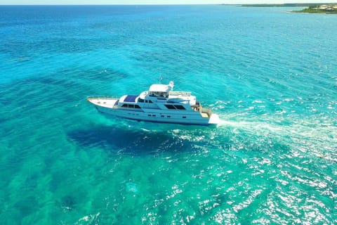 From Cancun: Riviera Maya Yacht Tour