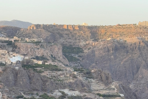 Oman: Wahiba Sands, Wadi Bani Khalid, and Desert Tour