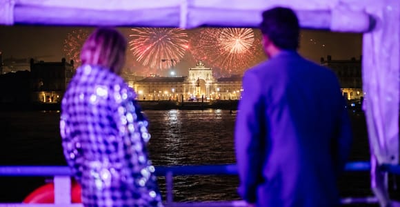 Lisbon: New Year&#39;s Eve Onboard w/drinks, music & fireworks
