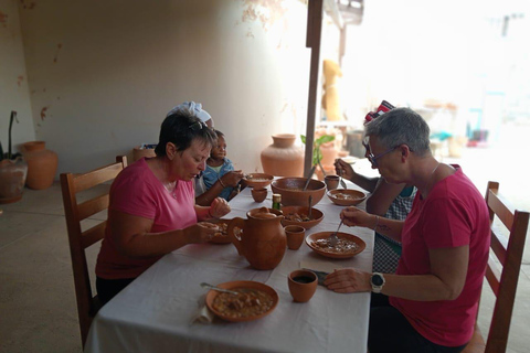 Tràz di Munti: Pottery Workshop, Cachupa Lunch & Hike