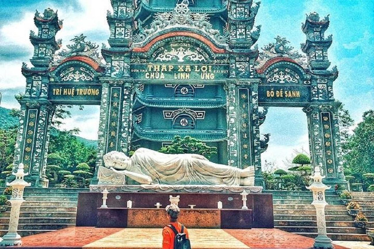 Senhora Buda na Montanha dos Macacos: Traslado de Hue para/de Hoi AnHoi An a Hue via Pagode Linh Ung na Montanha dos Macacos e muito mais