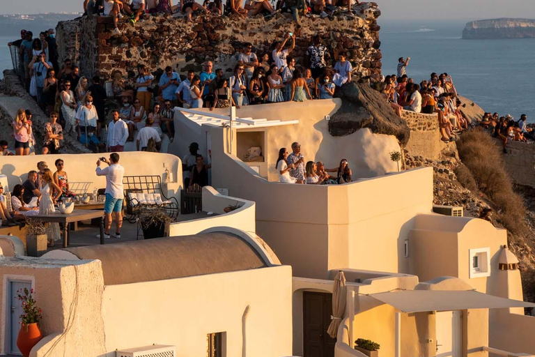 Da Fira: Tour in minibus dei punti salienti di Santorini con tramonto a Oia