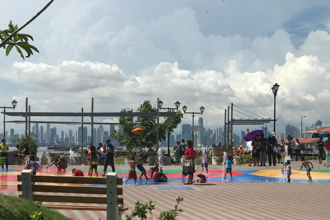 Panama: Panama City Tour + Panama Canal (Miraflores Locks) Panama: Panama City Tour + Panama Canal Shared 5 Hours Spanish