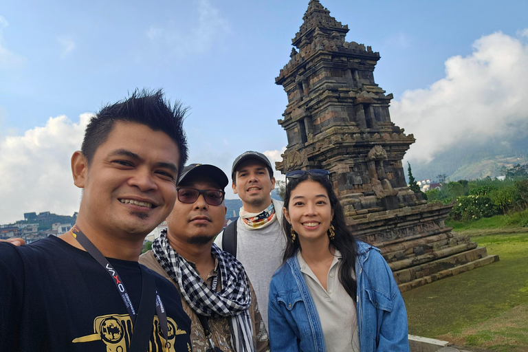 Från Yogyakarta: Dieng-platån &amp; gastronomitur &amp; transferFrån Yogyakarta: Dieng-platån &amp; gastronomi-tur &amp; transfer