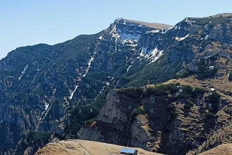 Romania: 3-Day Carpathian Mountains Hiking Tour