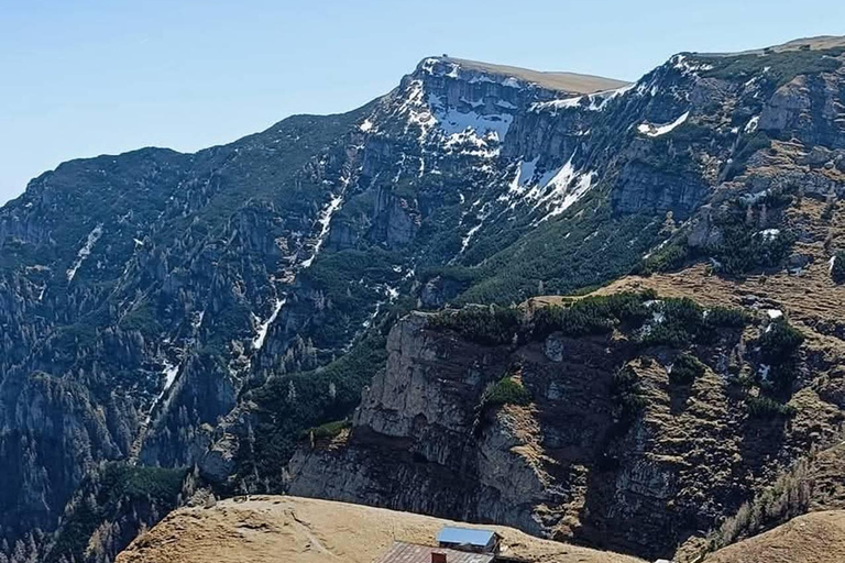 Romania: 3-Day Carpathian Mountains Hiking Tour