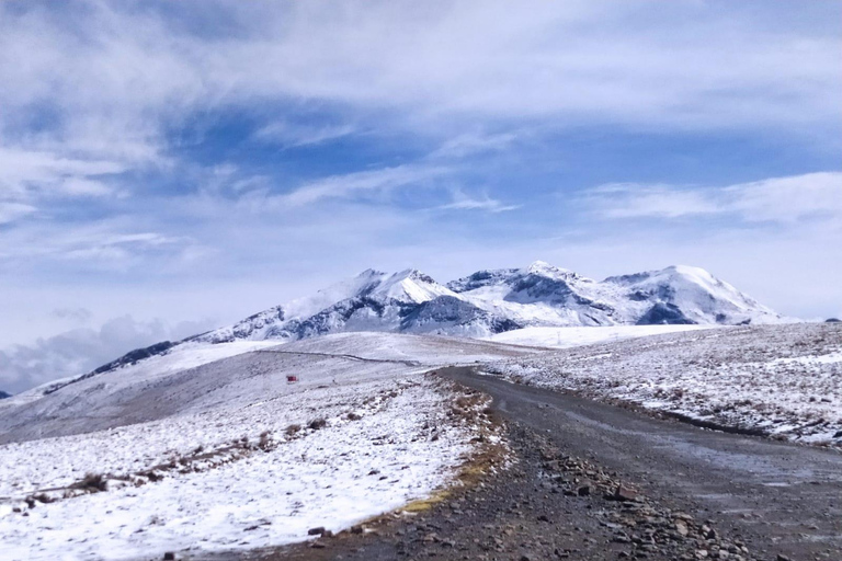 LA PAZ : VISITE GUIDÉE CHACALTAYA + VALLÉE DE LA LUNE