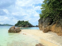 Guimaras Island Hopping Tour (Private Tour) - Hizvo