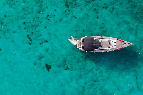Kissamos: Crucero en Velero por Balos y Gramvousa con Comida