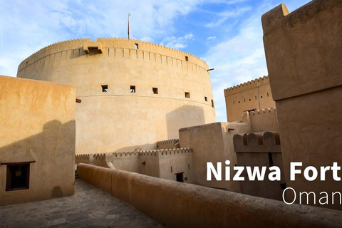 Muscat:Nizwa et Barakat AlMouz Excursion privée d&#039;une journée avec déjeuner