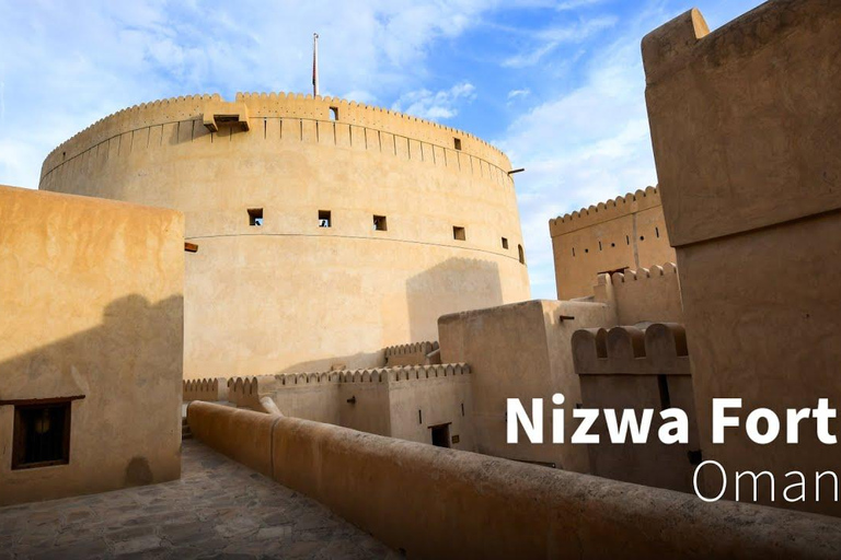 Muscat:Nizwa and Barakat AlMouz Private Day Trip with lunch