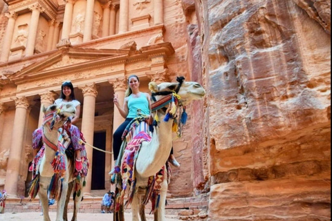 Da Amman: a Petra, Wadi Rum e Mar Morto Tour privato di 3 giorniCon alloggio - 3 giorni di Petra, Wadi Rum e Mar Morto