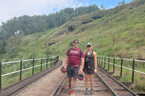 Ella, circuit à vélo dans la zone cyclable du Sri LankaElla, Sri Lanka - Circuit à vélo dans la zone cyclable