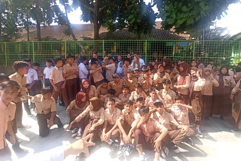 Vulcano, sorgenti calde, bagni di fango e tour del tè: tutto inclusoGiro aperto