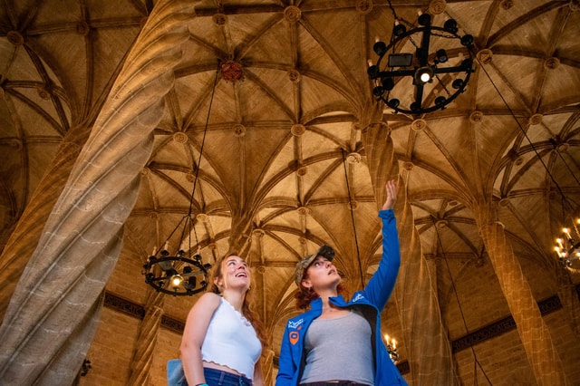 Valencia: Silk Route with admission ticket to the World Heritage Silk Exchange