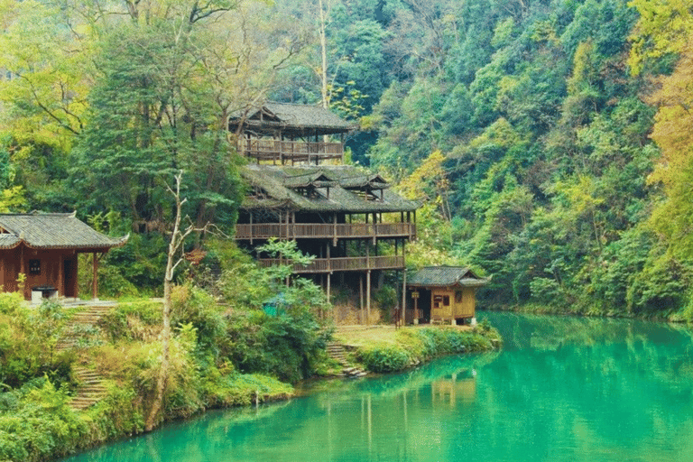 Chengdu 3-Day Self-Guided Jiuzhaigou&Huanglong with Transfer