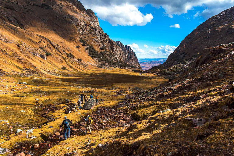 From Cusco: 4-Day Lares Trek to Machu Picchu
