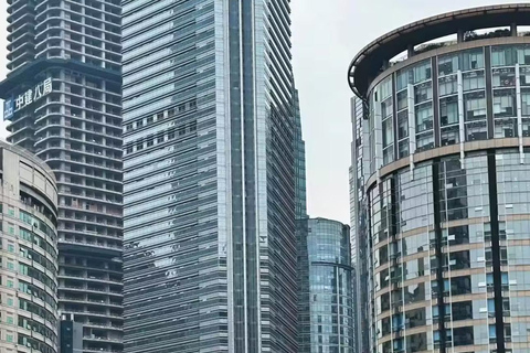 Chongqing: Kui Xing-toren, oude wijken en rondvaart op de YangtzeChongqing: Kui Xing-toren, oude stad en rondvaart op de Yangtze