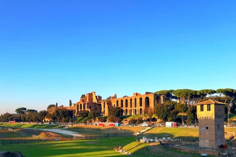 Rome: Walking Tour of Secret Places and Untold Stories