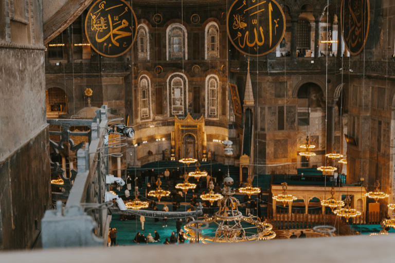 Istanbul Discovery: 3 Nights Hotel Stay & Private Tour Istanbul 3-Night Private Tour & Bosphorus Dinner Cruise