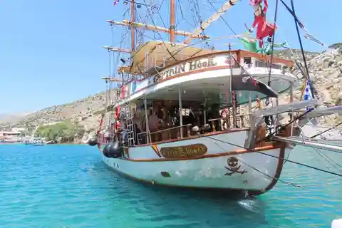 Kos : 3-Island Wooden Ship Cruise w/ Lunch on Captain Hook