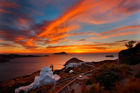 From Crete: Milos Island Day Tour and Cruise from Rethymno From Crete: Milos Island Day Tour and Cruise