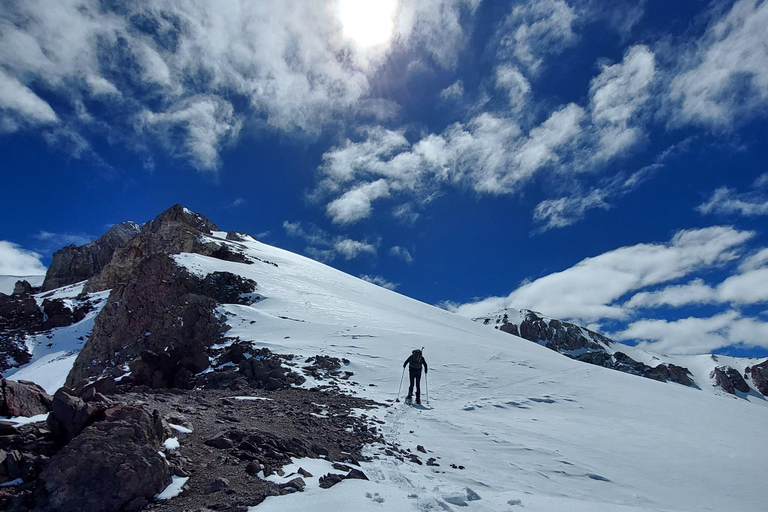 Trekking de un día al Cerro El Pintor desde Santiago