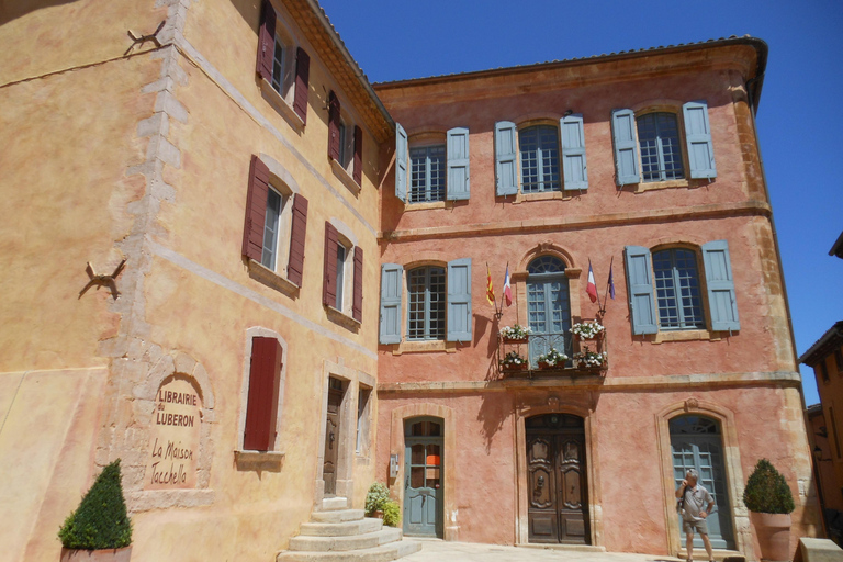 De Avignon: Dia inteiro no mercado e nas aldeias do Luberon