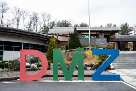 Seoul: Paju DMZ to 3rd Tunnel, Camp Greaves & more (EG Tour)