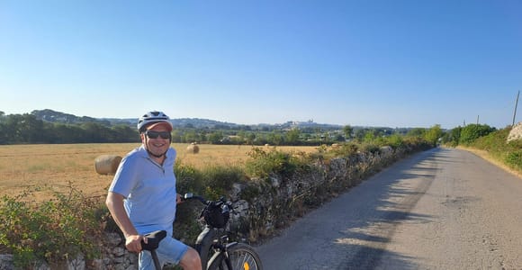 Locorotondo & Cisternino: Guided e-bike tour + gelato stop