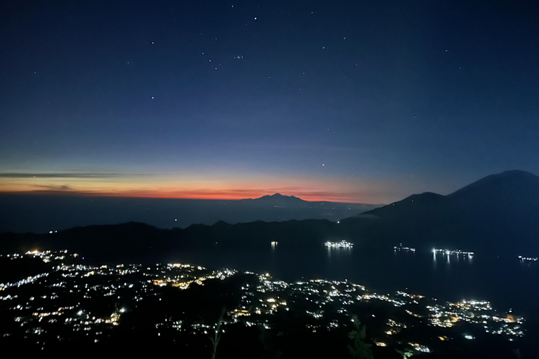 Esperienza in jeep o trekking all'alba sul Monte Batur + colazioneMonte Batur: escursione all'alba con colazione (punto d'incontro)