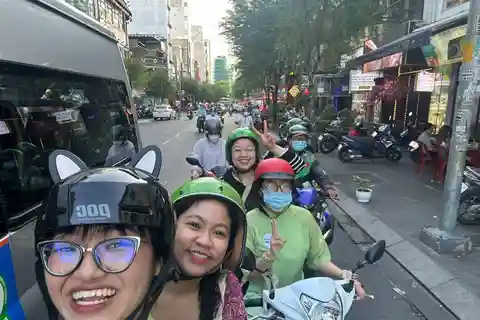 Saigon: City Unseen Highlights 2h Tour | Opt: Ao Dai Riders