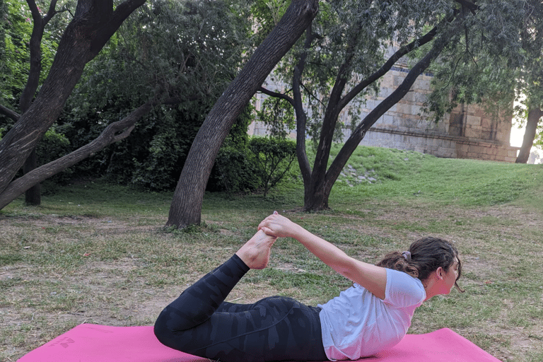 Delhi: Yoga in de Lodhi-tuin