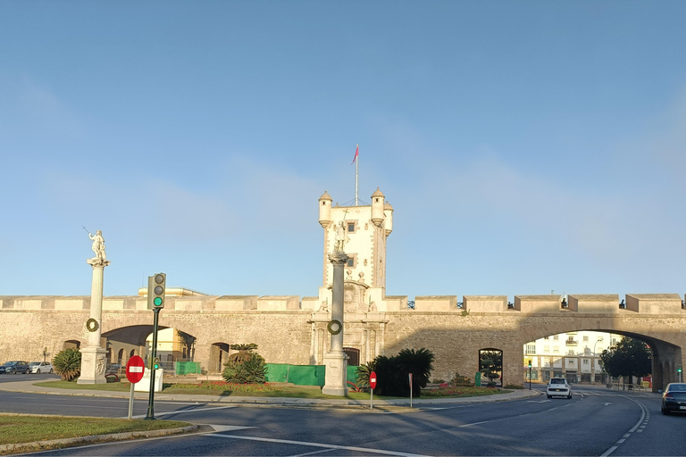 Cádiz: Tour guiado a pie con visita al Mercado de Abastos