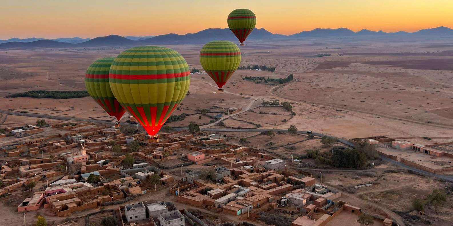 Marrakech: Royal Private Balloon Gourmet Experience