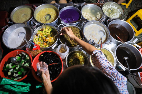 Hue Street Food Adventure – Eat, Walk & Explore Like a Local Private Group