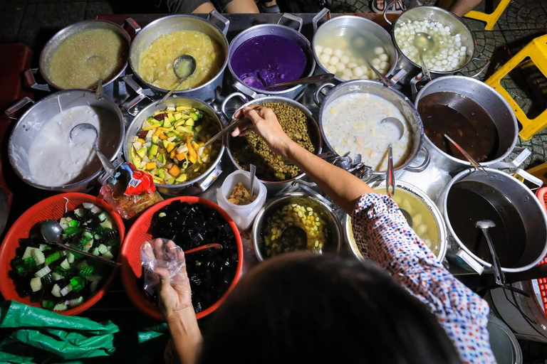 Hue Street Food Adventure – Eat, Walk & Explore Like a Local Private Group